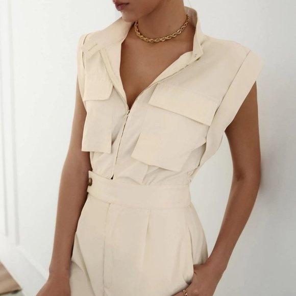chic classy zipper front romper - Picture 5 of 9